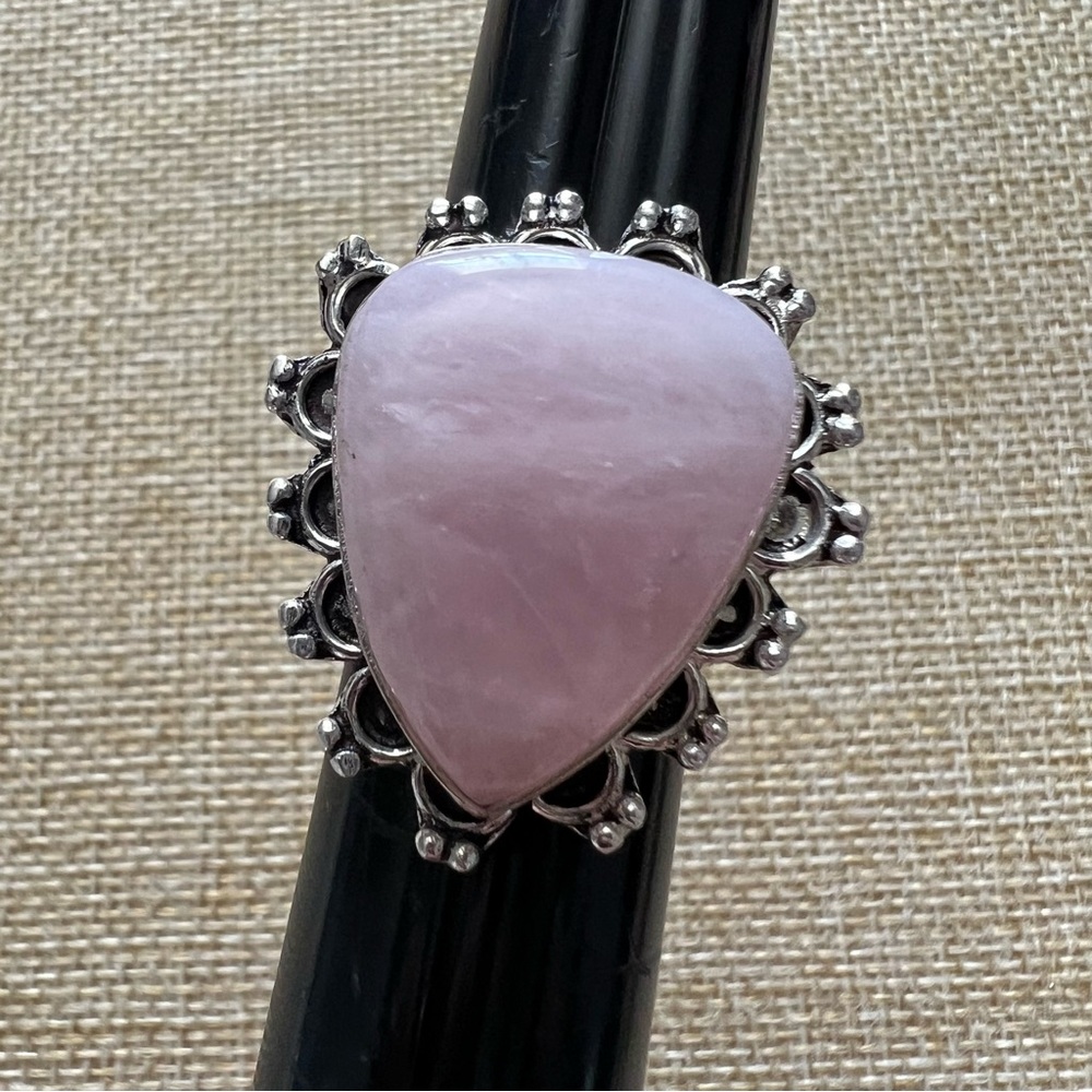 New Rose Quartz Crystal Stone Silver Overlay Ring Size 7.25 - Picture 7 of 7
